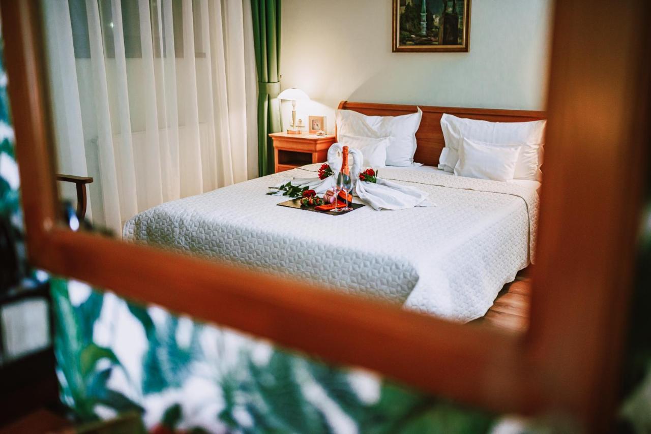 Septimia Hotels & Spa Resort Odorheiu Secuiesc Exteriör bild
