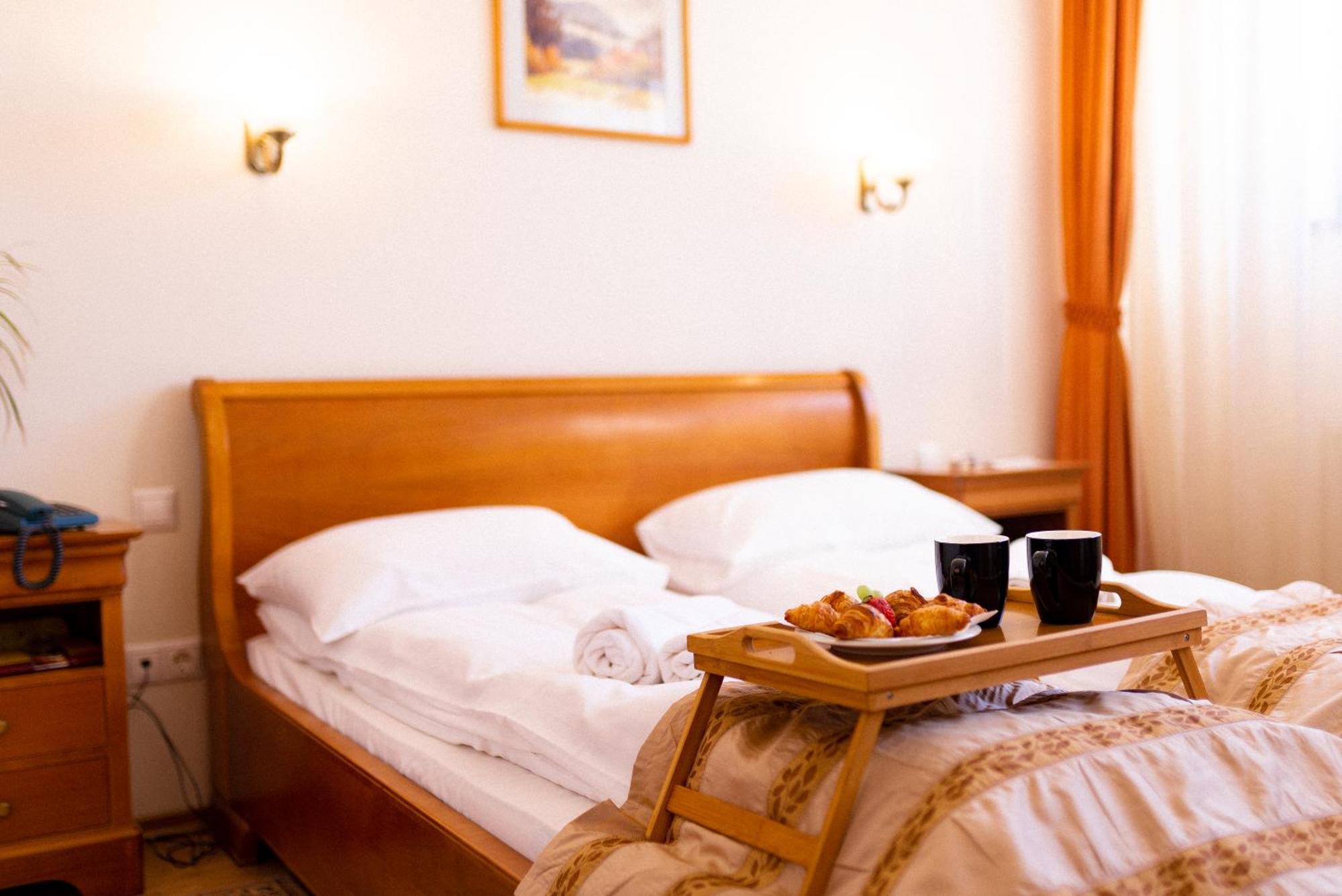 Septimia Hotels & Spa Resort Odorheiu Secuiesc Exteriör bild