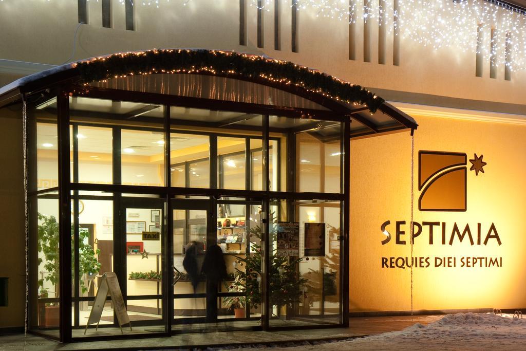 Septimia Hotels & Spa Resort Odorheiu Secuiesc Exteriör bild